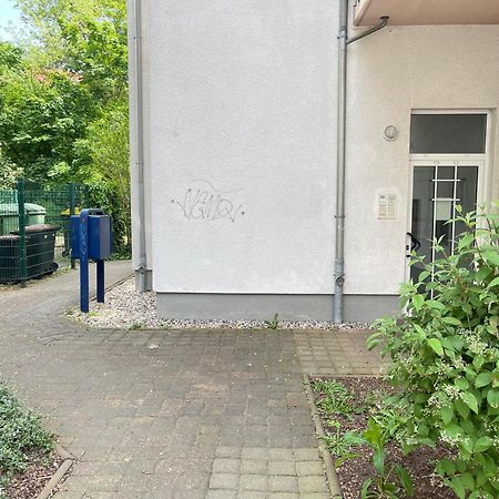 Studio Apartment In Stoetteritz With Balcony - Great Public Transport Links To The City Leipzig Dış mekan fotoğraf