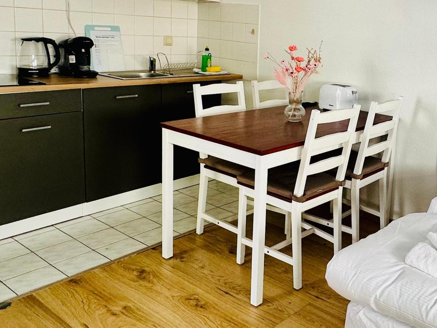 Studio Apartment In Stoetteritz With Balcony - Great Public Transport Links To The City Leipzig Dış mekan fotoğraf
